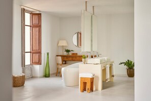 Villa, Private Pool (Mar Blau) | Bathroom | Separate tub and shower, deep soaking tub, rainfall showerhead