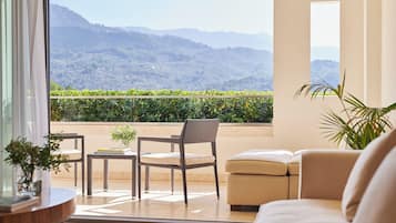 Rom – premium, fjellutsikt (Tramuntana) | Sengetøy av topp kvalitet, dundyner, minibar og safe på rommet