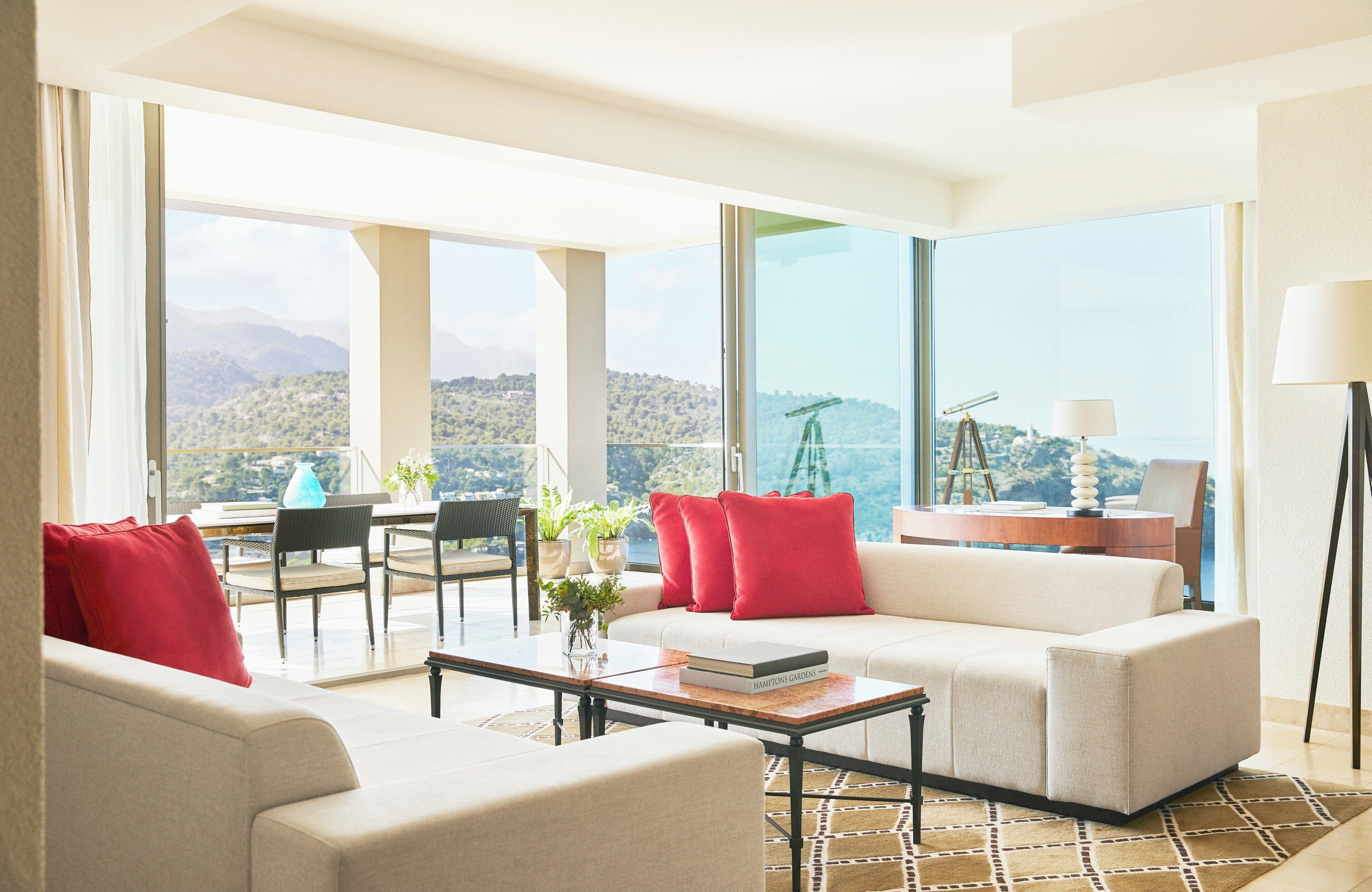 Ropa de cama de alta calidad, edredón y minibar 