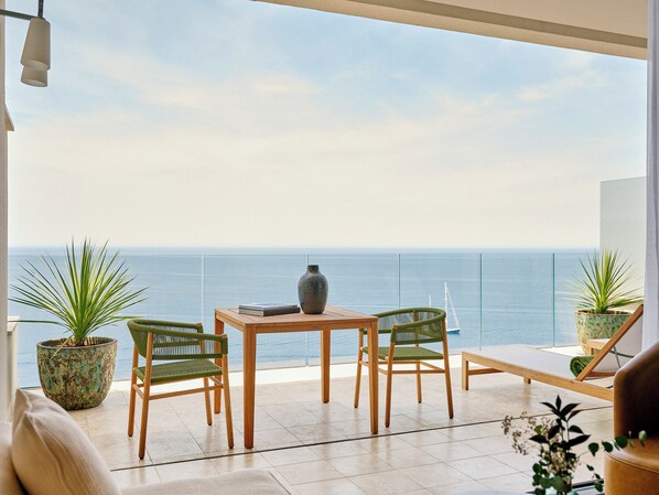 Suite junior, terraza, vistas al mar (Grand Terrace) | Vistas al mar