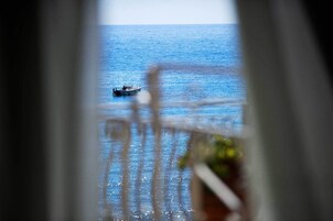 Camera doppia, vista mare | Terrazza/patio