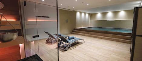 Piscina interna