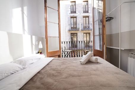 Sistema de insonorización y ropa de cama