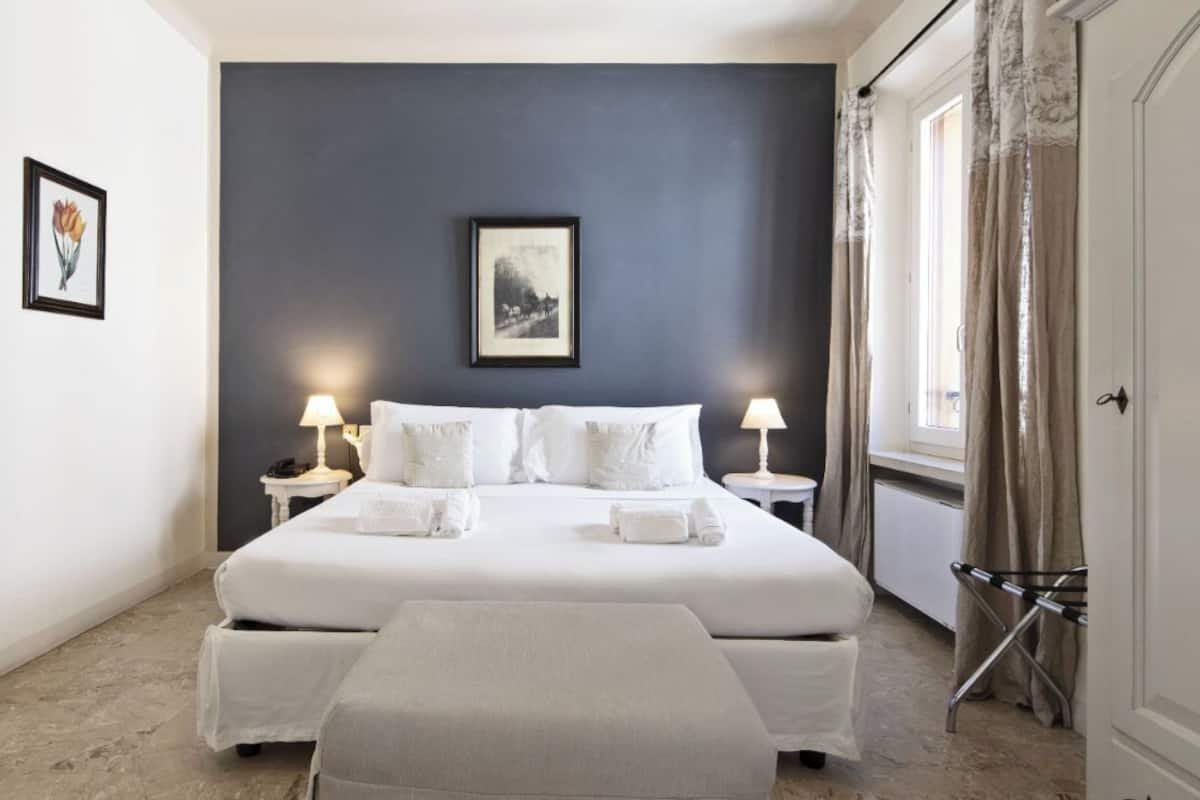 Superior Double Room, City View | Down comforters, in-room safe, desk, blackout drapes