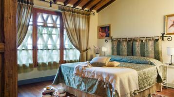 Villa, 3 soverom, kjøkken, hageutsikt | Italienske Frette-laken, sengetøy av topp kvalitet og minibar