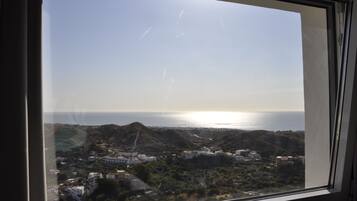 Superior Double Room | In-room safe, desk, blackout drapes, soundproofing