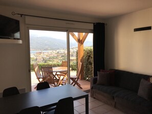 80-cm-LED-Fernseher mit Digitalempfang, Fernseher