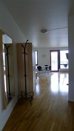 Family Room | Room amenity