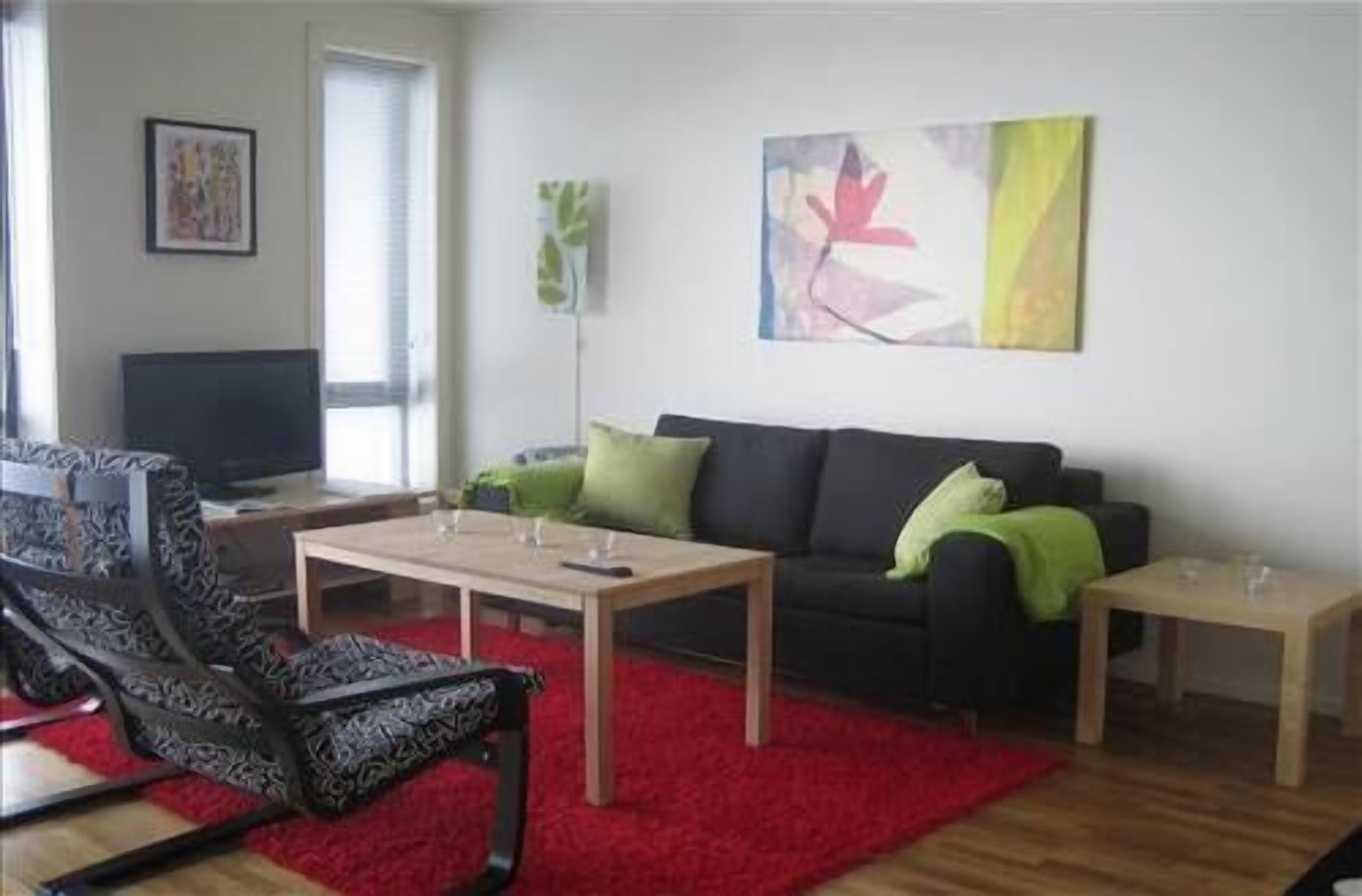 Tremannsrom – junior, tekjøkken | Oppholdsområde | TV og oppvarmet gulv