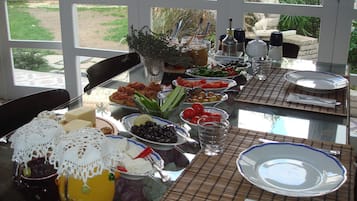 Gratis frukostbuffé varje dag