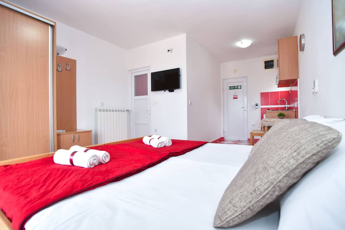 Luxury Studio, Terrace, Sea View (For 2 Persons) | Premium bedding, pillowtop beds, in-room safe, desk