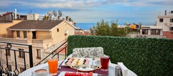 Albinas Hotel Old City