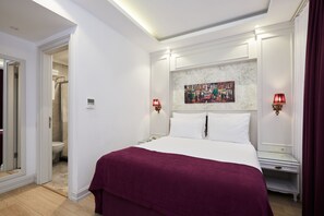 Connected Family Room with 2 Private Bathrooms | Vistas desde la habitación