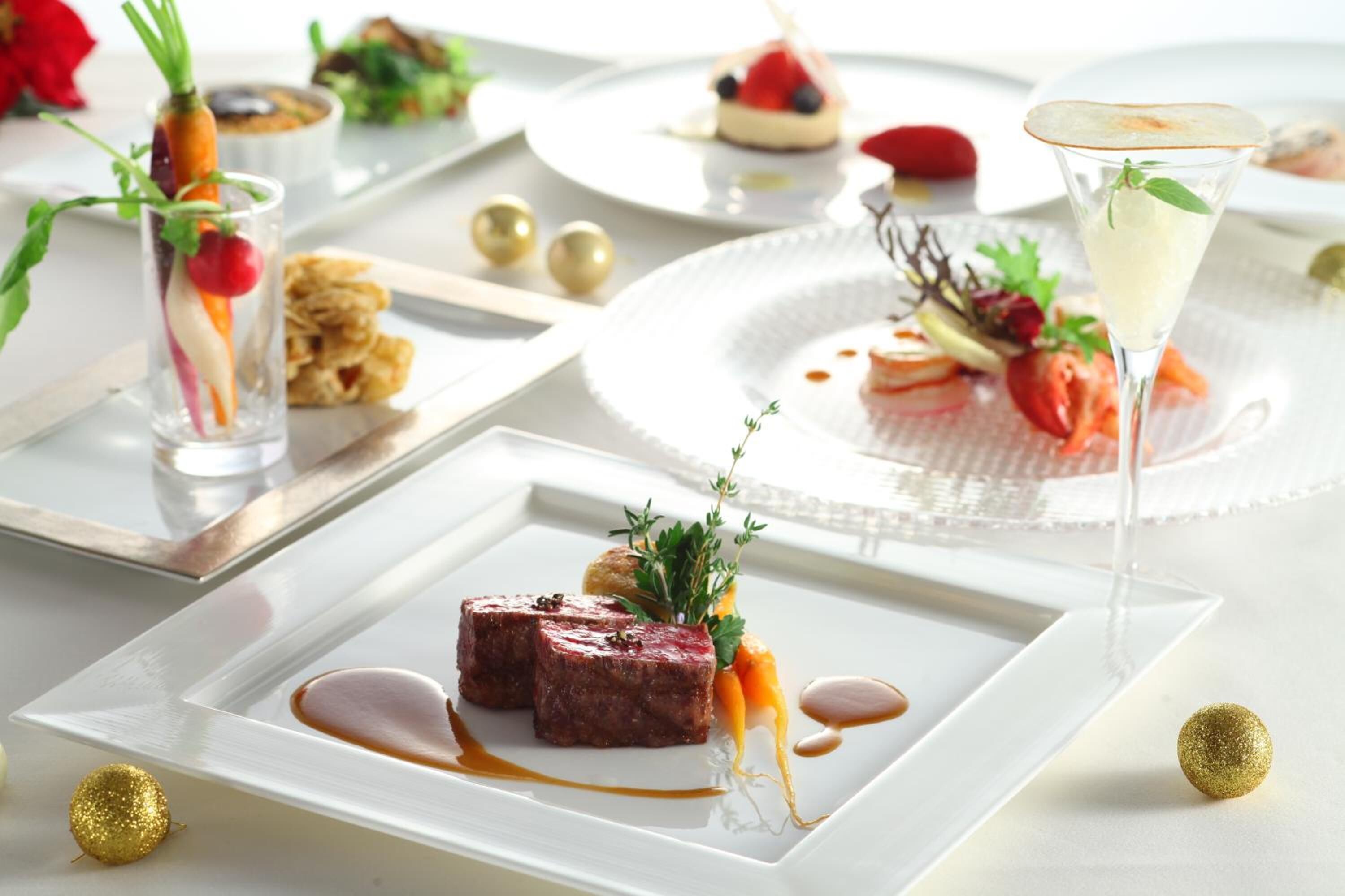 breakfast, lunch, dinner served; garden views