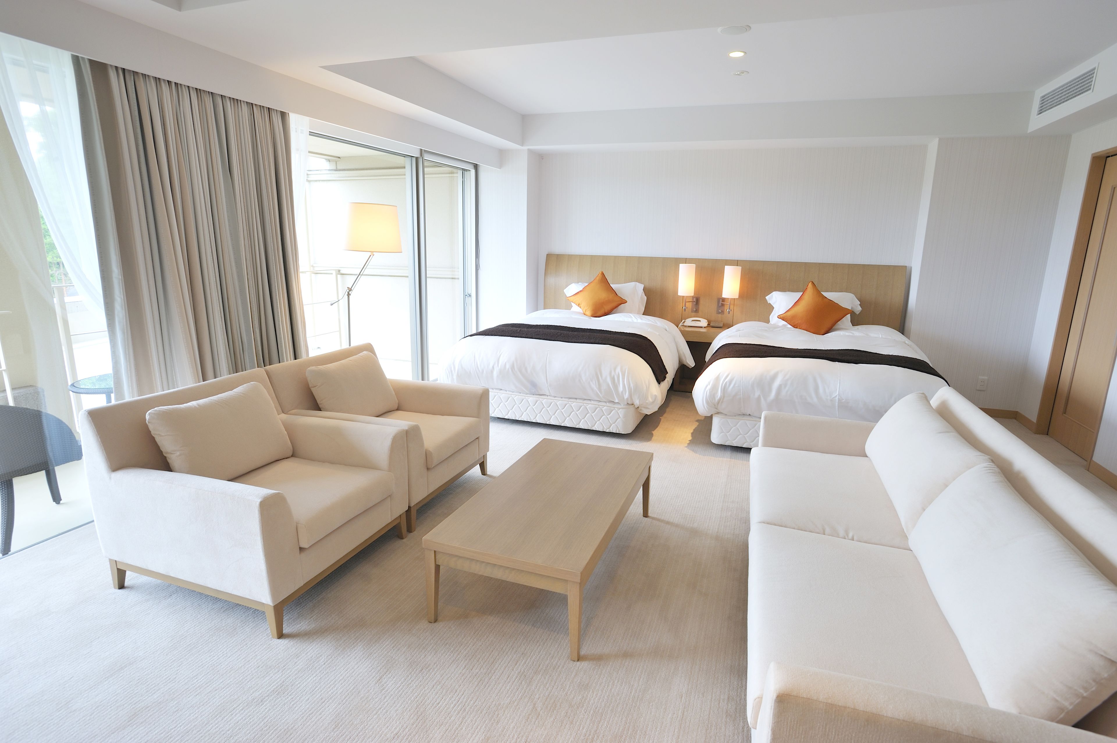 suite | premium bedding, in-room safe, desk, blackout curtains