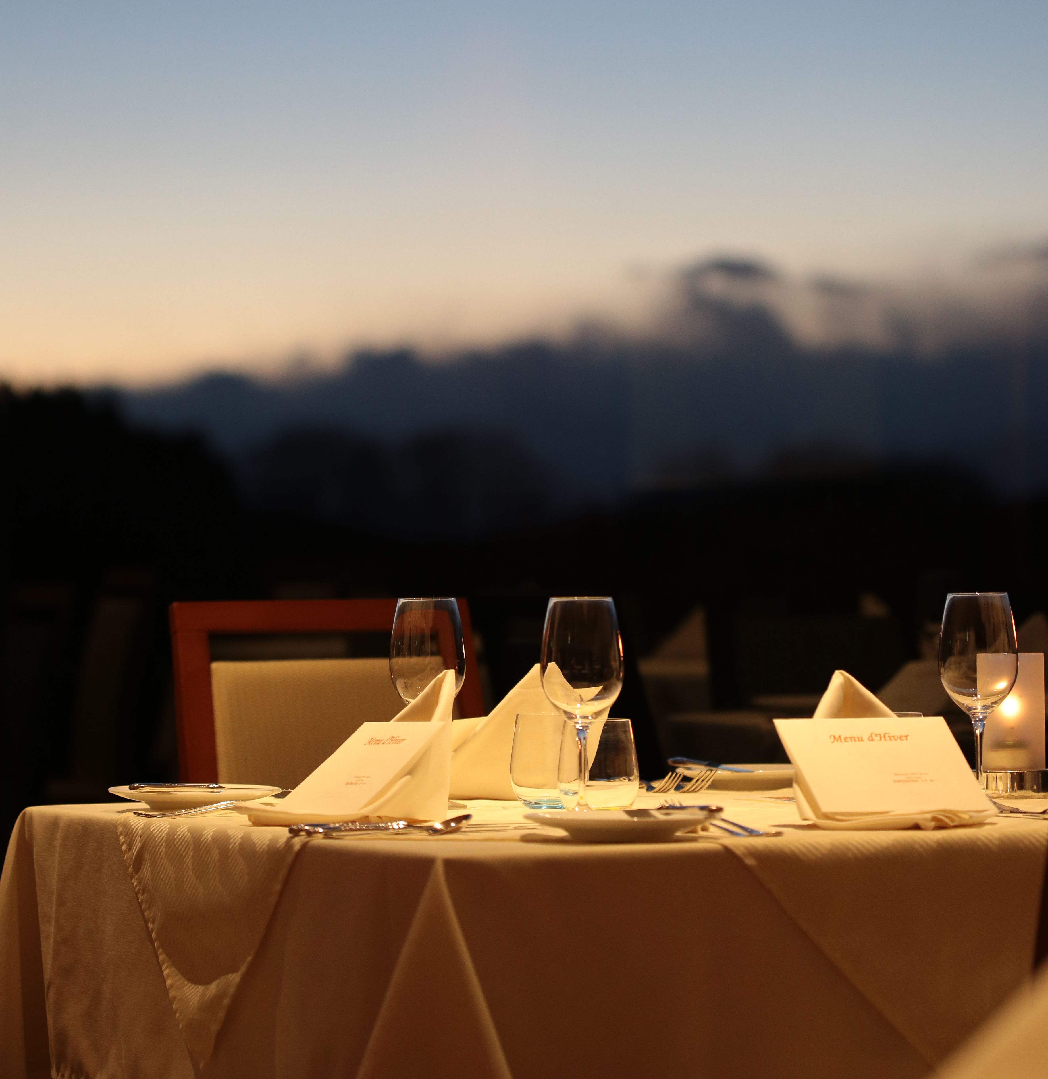 breakfast, lunch, dinner served; garden views