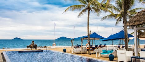 Beach bar