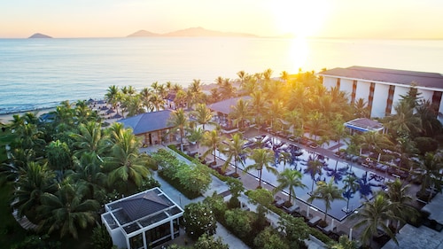 Sunrise Premium Resort Hoi An