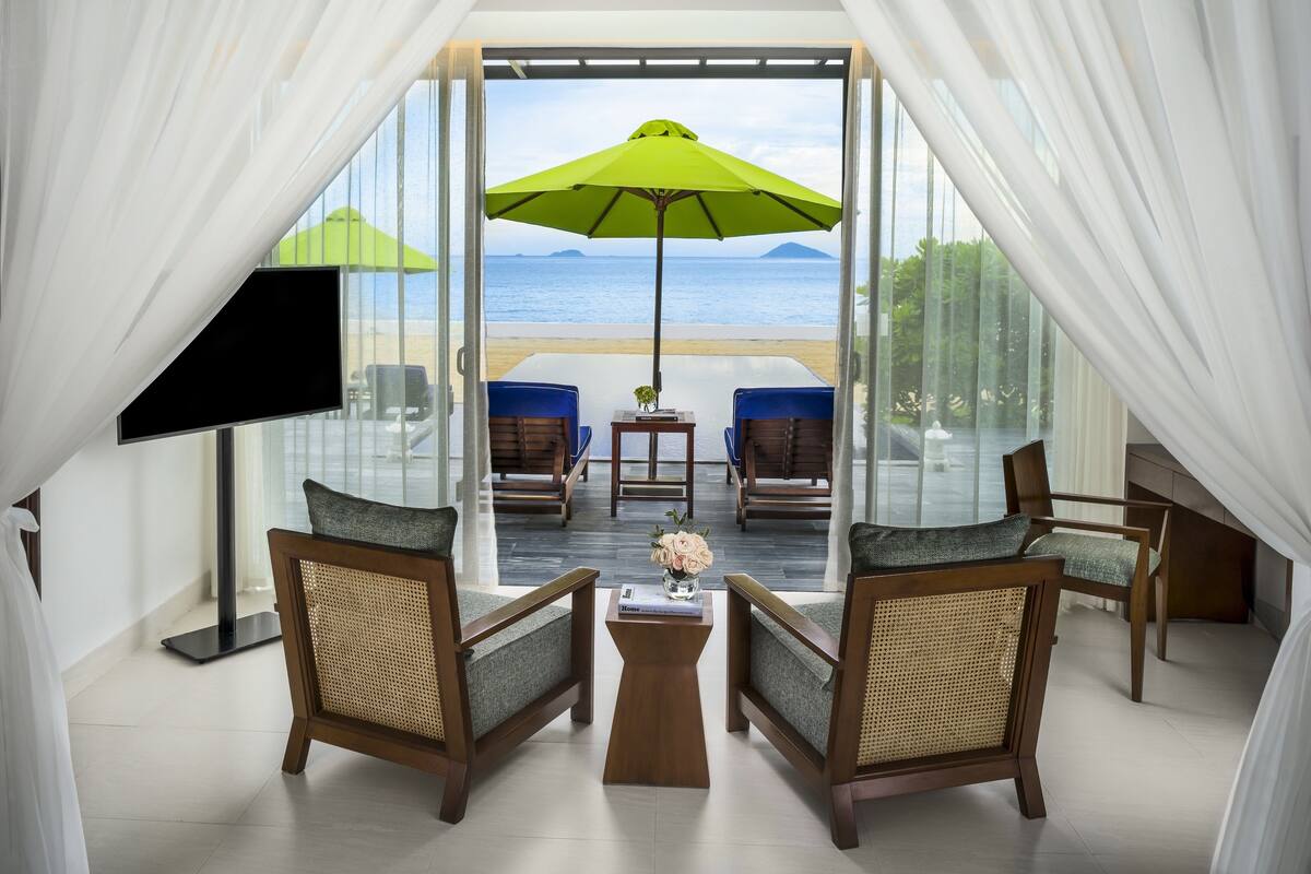 Villa, 1 Schlafzimmer, eigener Pool, Meerseite | Ausblick vom Zimmer