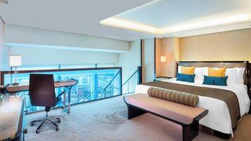 Egyptian cotton sheets, premium bedding, down comforters, pillowtop beds