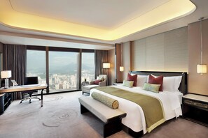 1 King Bed,Urban View,Guest Room | Egyptian cotton sheets, premium bedding, down comforters, pillowtop beds - The St. Regis Shenzhen (Shenzhen)