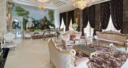 LK The Empress Pattaya