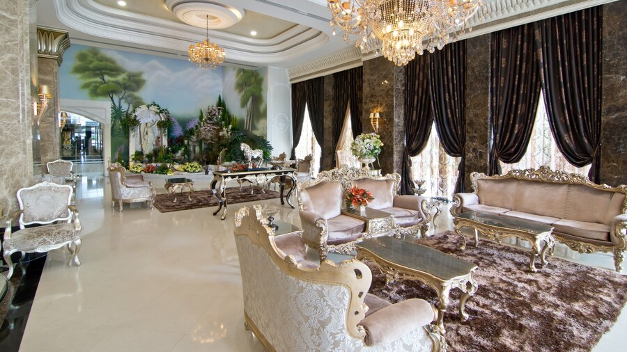 LK The Empress Pattaya