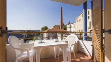 Apartment, 1 Bedroom | Terrace/patio