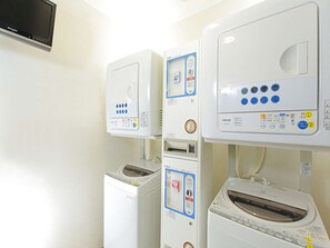 Laundry room - Hotel MyStays Sakaisuji Honmachi (Osaka)