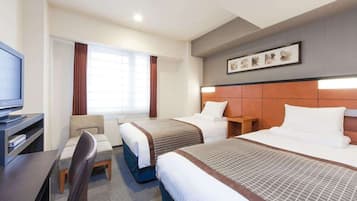 In-room safe, iron/ironing board, free WiFi, bed sheets