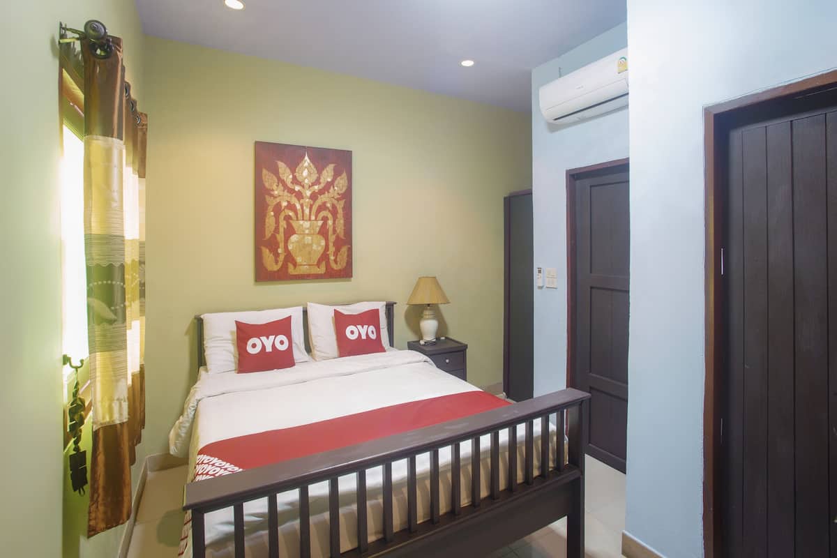 Standard Double Room | Pillowtop beds, in-room safe, desk, free WiFi