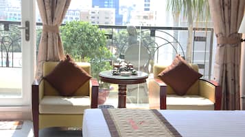 Suite Studio Junior | Vue sur la ville