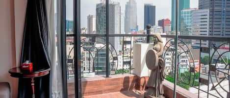 Junior Studio Suite | Balcony view