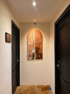 Junior Studio Suite | Premium bedding, minibar, in-room safe, desk - Bon Ami Hotel - Thiên Xuân (Ho Chi Minh City)