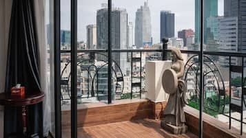 Junior Studio Suite | Balcony view