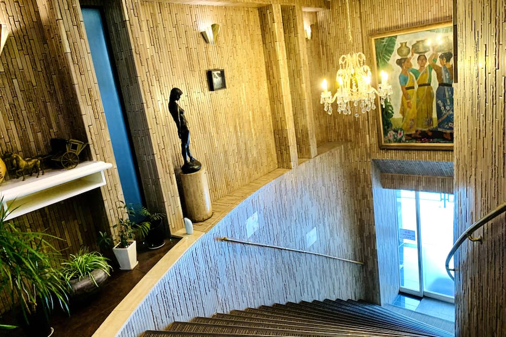 Tokyo Plaza Hotel