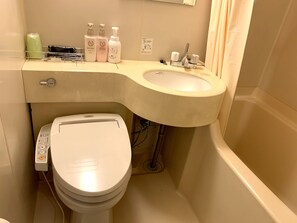 Vòi sen/bồn tắm kết hợp, đồ dùng nhà tắm miễn phí, máy sấy tóc 
