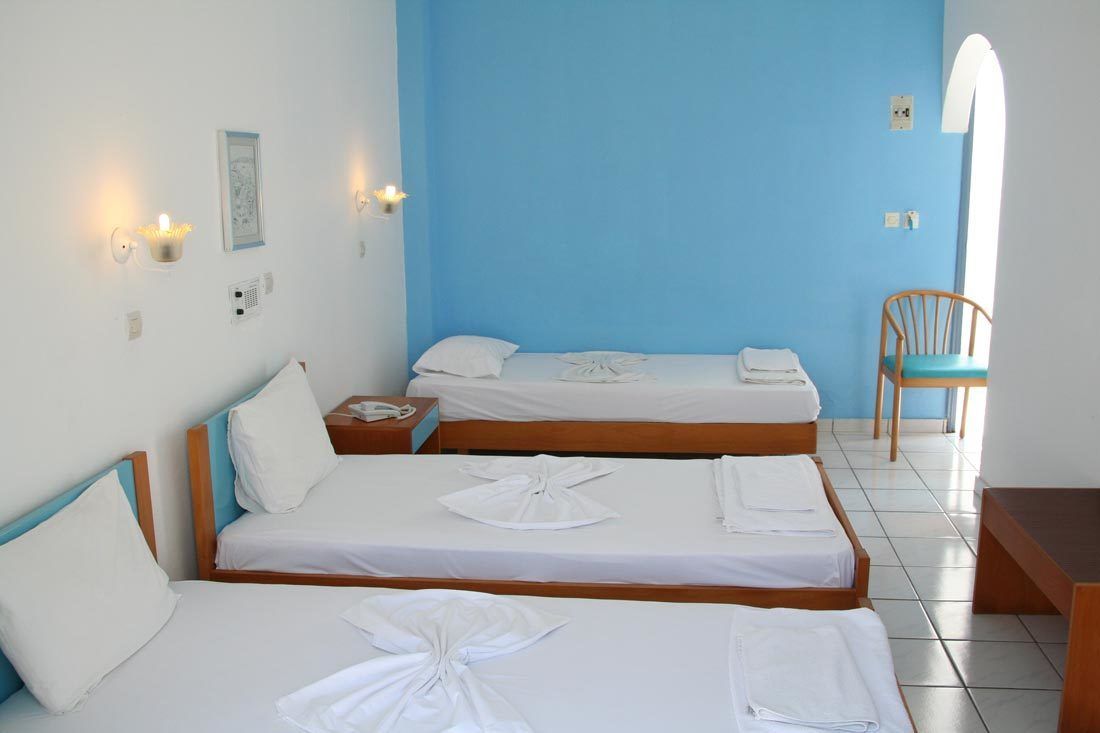 triple room | in-room safe, iron/ironing board, free cots/infant beds, rollaway beds