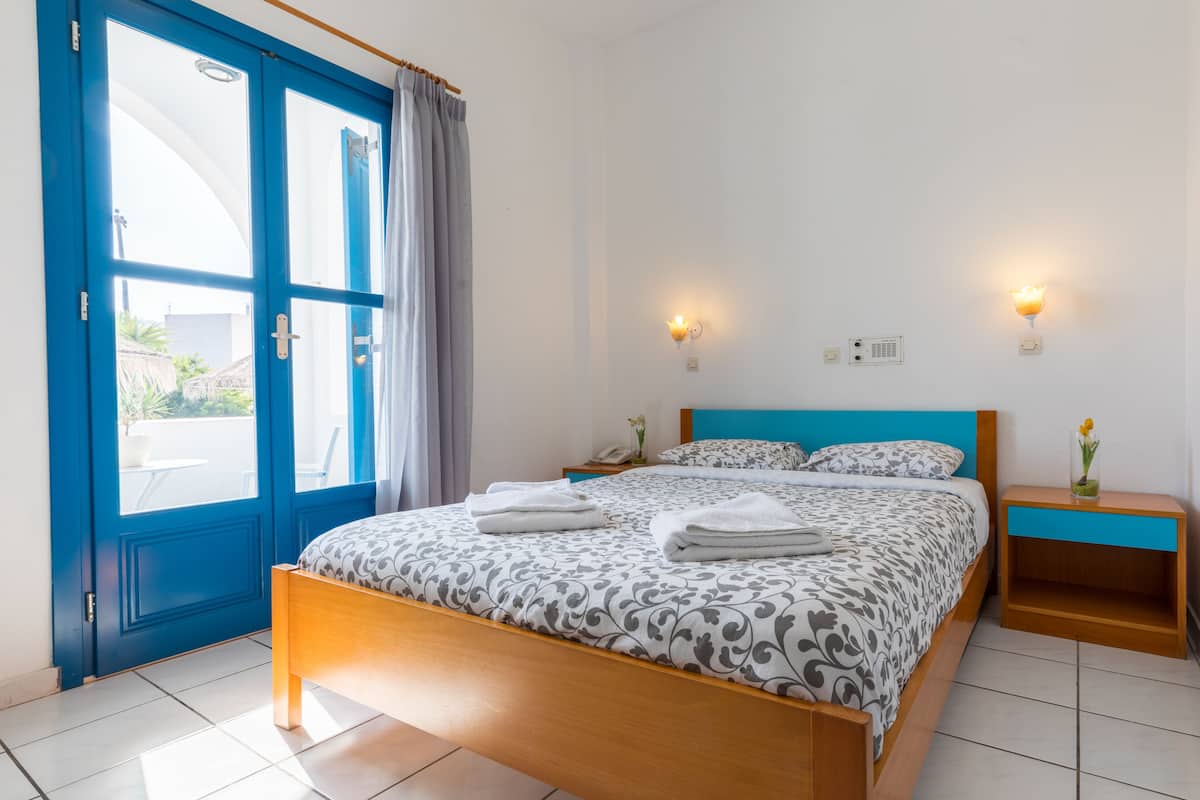 double or twin room | in-room safe, iron/ironing board, free cots/infant beds, rollaway beds