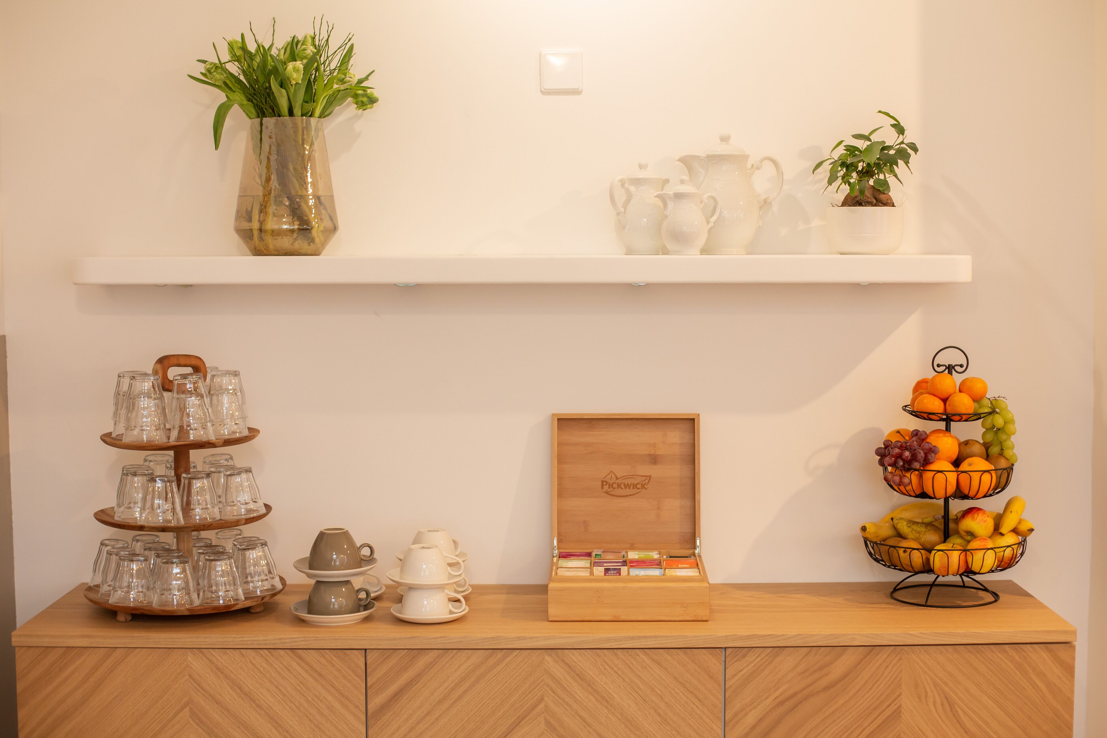 daily buffet breakfast (eur 15 per person)