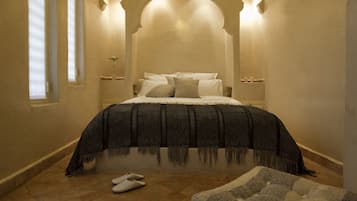 Comfort Double Room | Egyptian cotton sheets, premium bedding, pillow-top beds, in-room safe