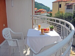 Studio Classique, 1 lit double et 1 canapé-lit, balcon | Balcon