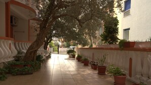Terrace/patio - Villa San Marco (Becici)