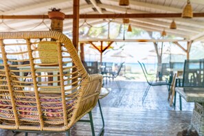 Breakfast, lunch and brunch served - Hotel Grand Nefeli (Lefkada)
