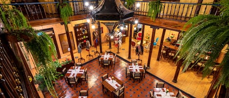 Lunch, dinner served; Latin American cuisine, alfresco dining