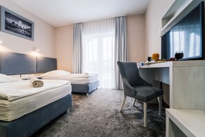 Premium bedding, in-room safe, desk, blackout curtains - Hotel Jantar (Ustka)
