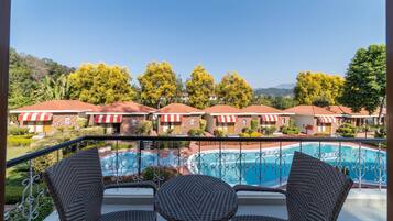 Cottage with Terrace | 1 bedroom, premium bedding, minibar, individually furnished