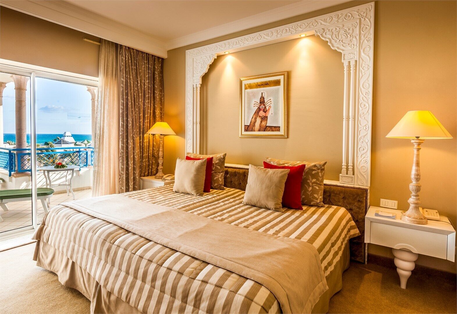 Sviitti, 1 makuuhuone (Prestige) | Minibaari, tallelokero huoneessa, työpöytä, pimennysverhot