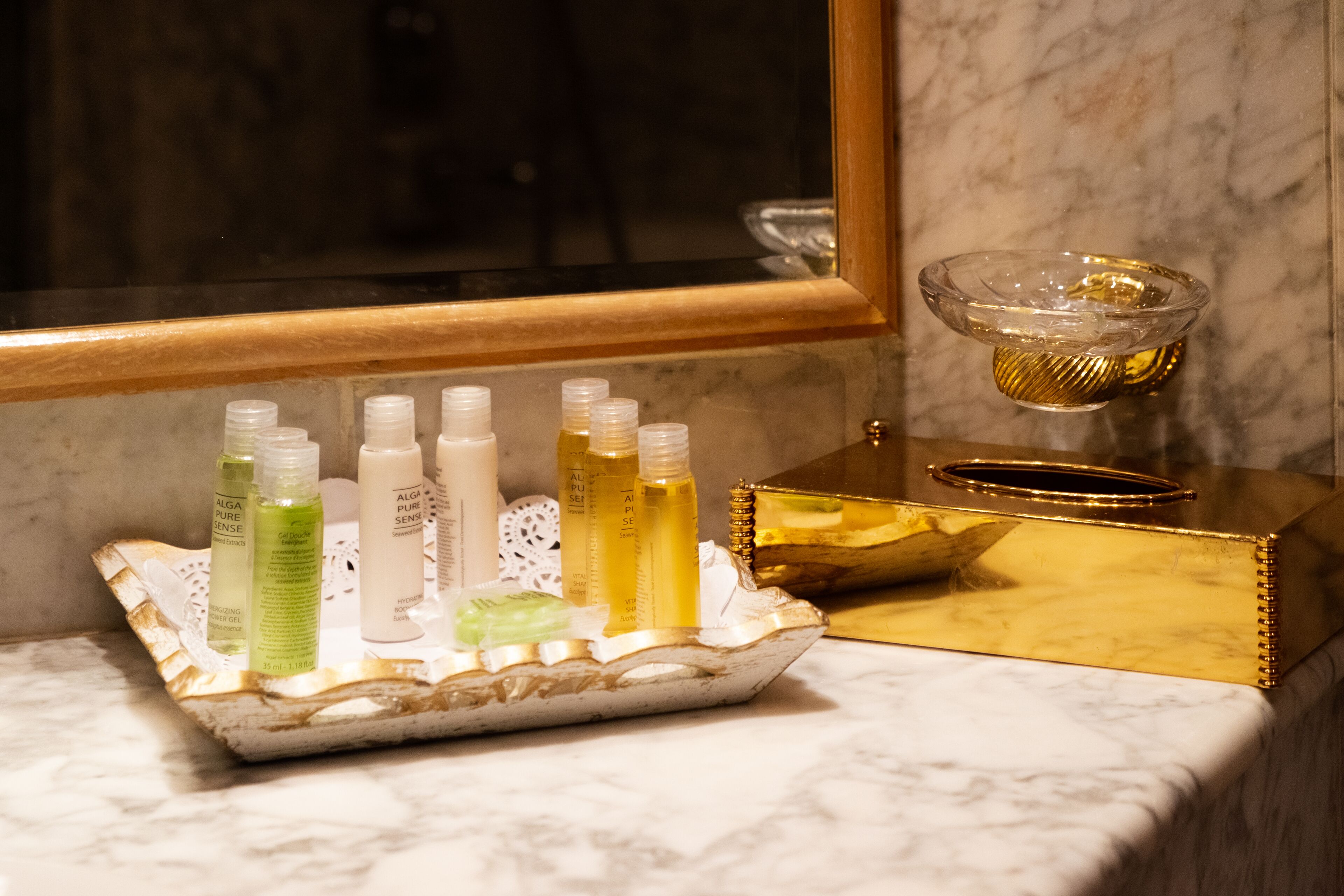 combined shower/bathtub, free toiletries, hair dryer, bathrobes