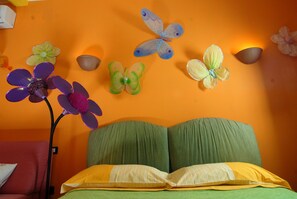 Quadruple Room (Primavera) | In-room dining - La Dimora Le Fumarole (Ercolano)